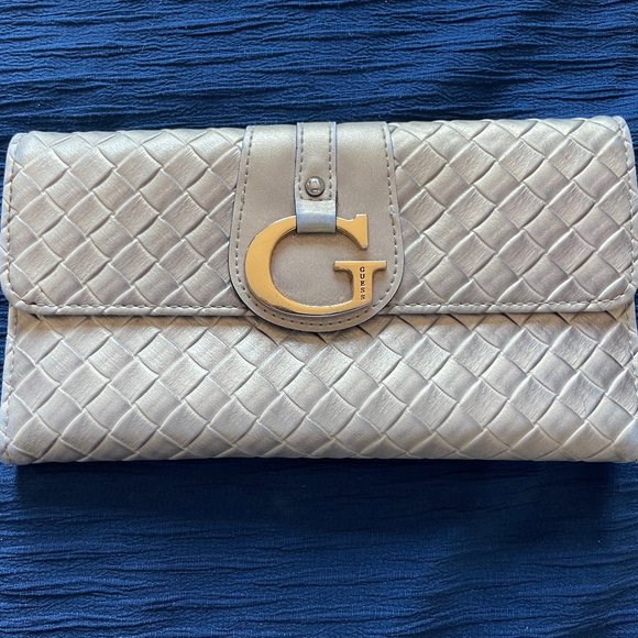 Handbags - Guess Wallet